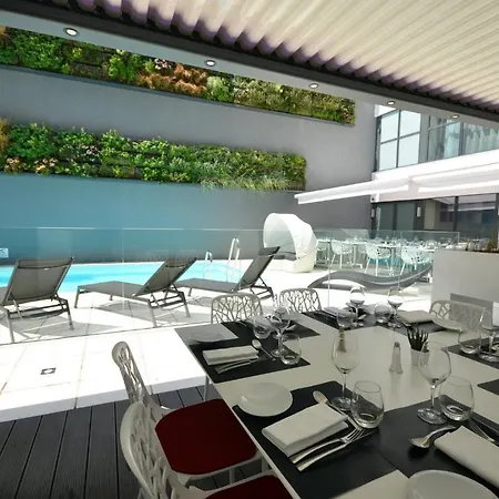 Hotel Toison D'or By Ihg 4*