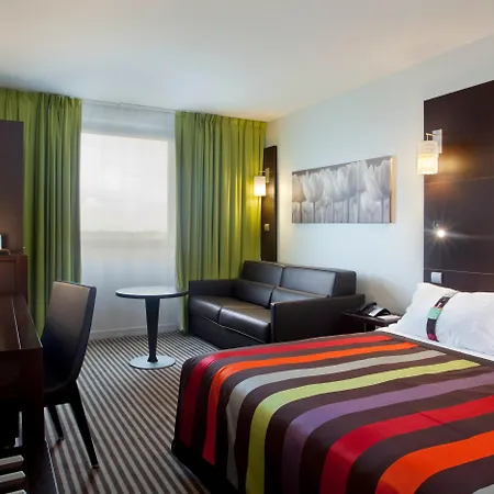 호텔 홀리데이 인 토이손 도르