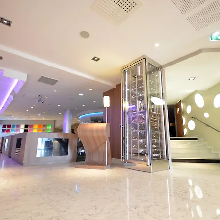 홀리데이 인 토이손 도르