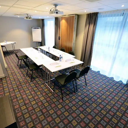 호텔 홀리데이 인 토이손 도르