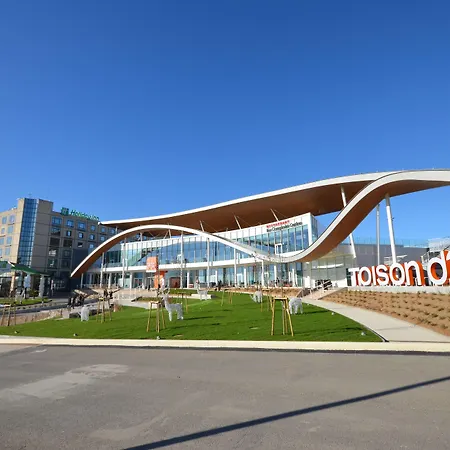 第戎托森多尔假日酒店 第戎