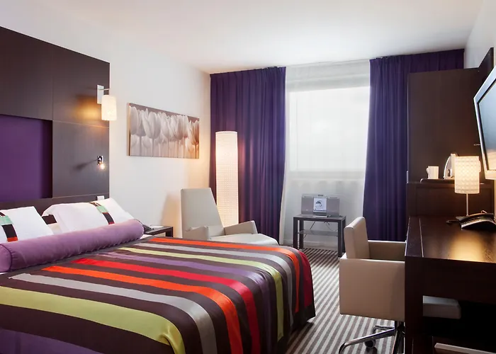 Toison D'or By Ihg Hotel